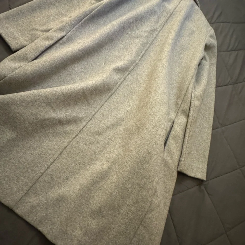 Zara Classic Gray Trench Coat - Picture 4 of 11